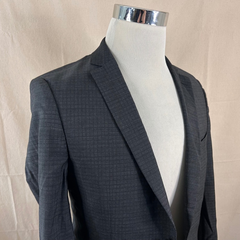 Hugo Boss 38R Reymond Wenten Sport Coat Gray Plaid Two Button Double Vented